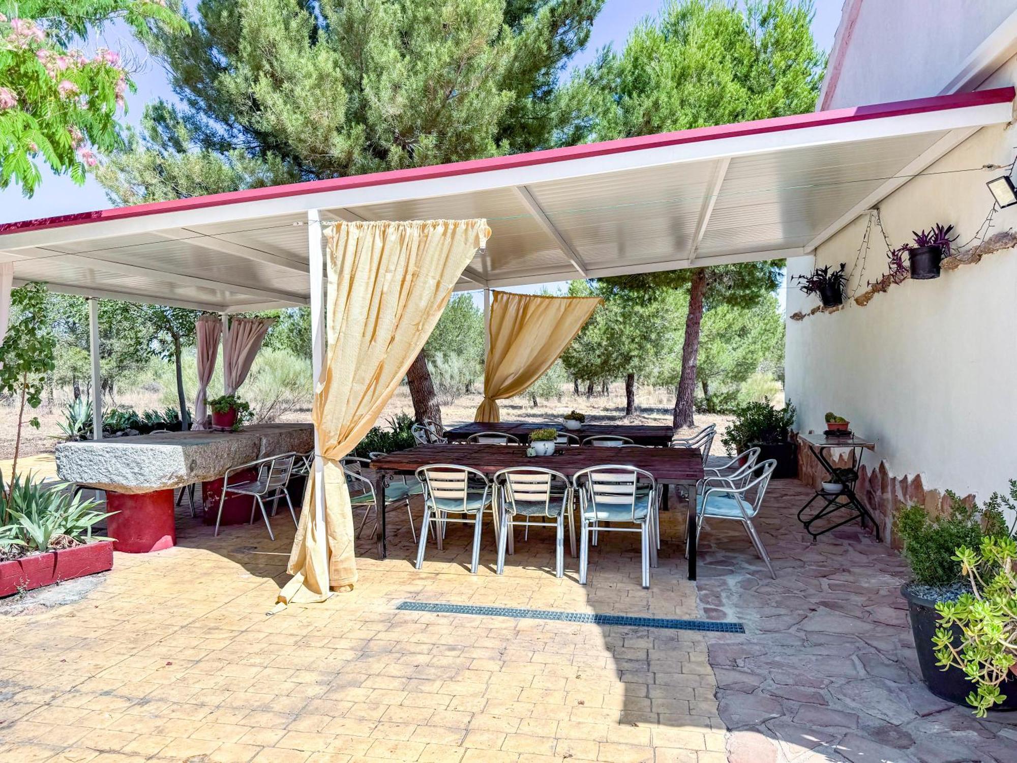 Gasthaus Cortijo Rural Bacares Freila Exterior foto