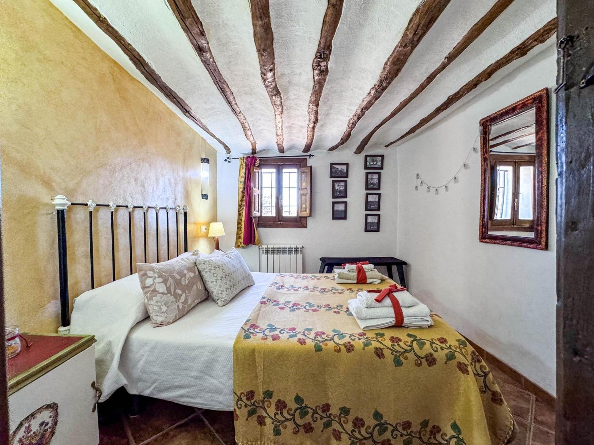 Gasthaus Cortijo Rural Bacares Freila Exterior foto