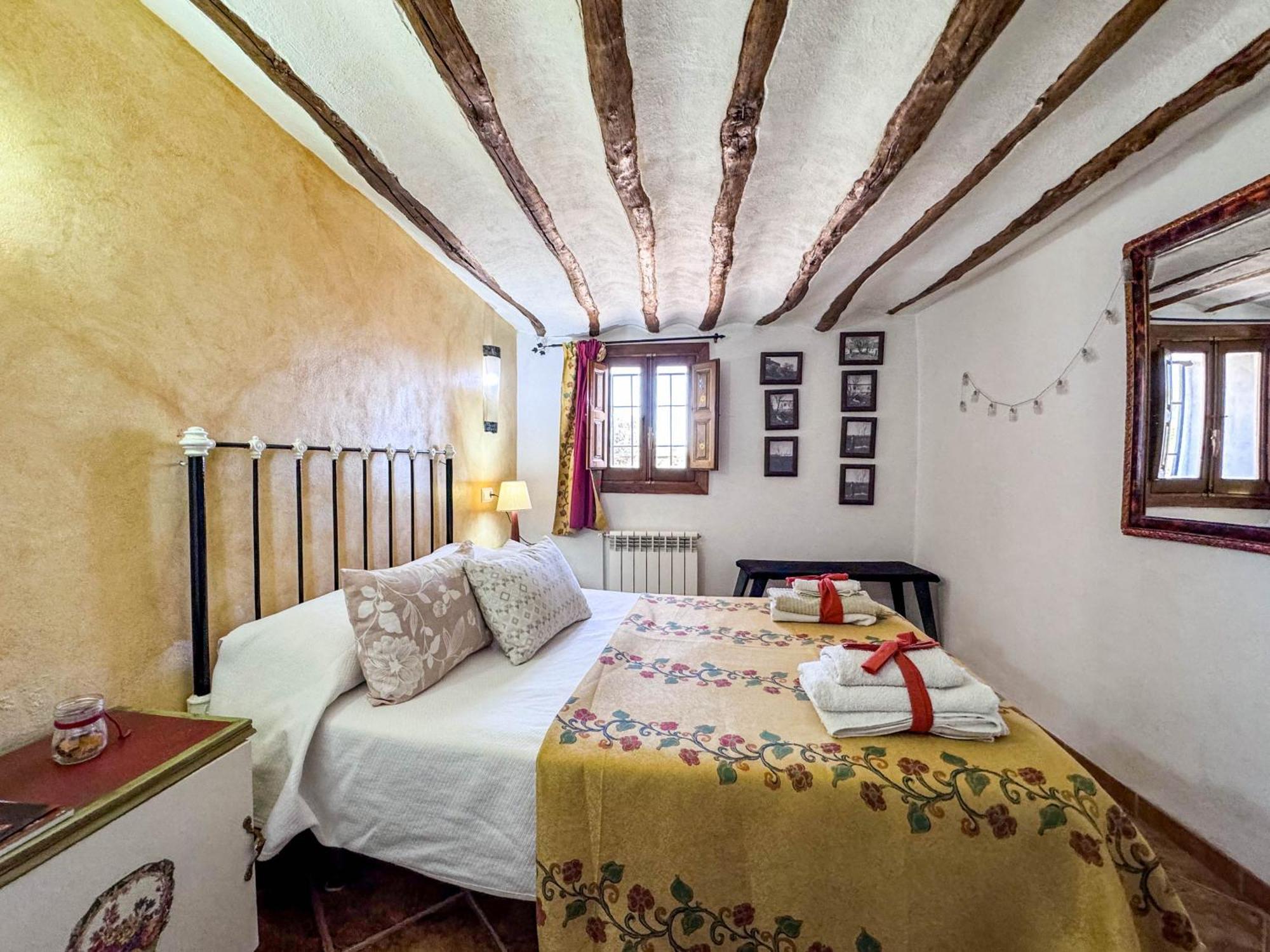 Gasthaus Cortijo Rural Bacares Freila Exterior foto
