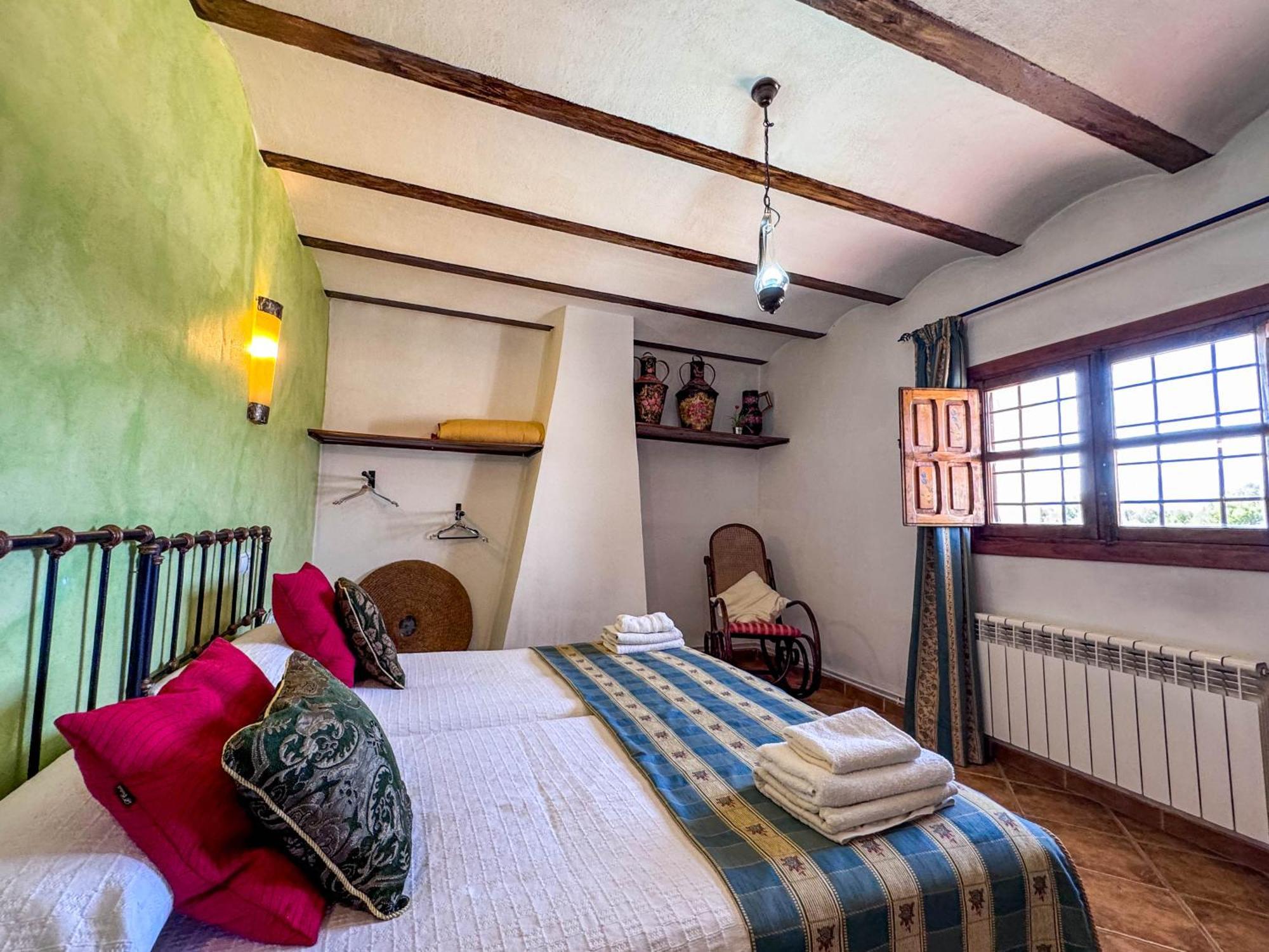 Gasthaus Cortijo Rural Bacares Freila Exterior foto