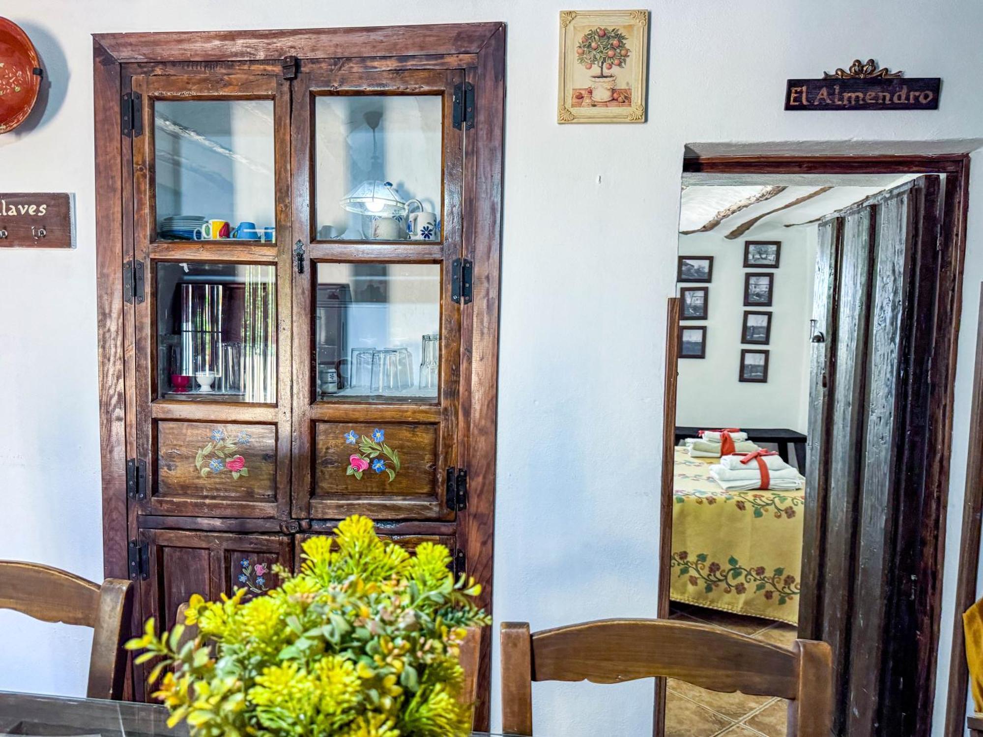 Gasthaus Cortijo Rural Bacares Freila Exterior foto
